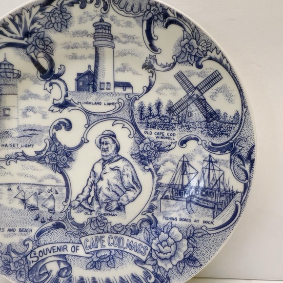 Vintage Cape Cod Massachusetts Blue Transferware Style Souvenir Plate 7” - Picture 2 of 8